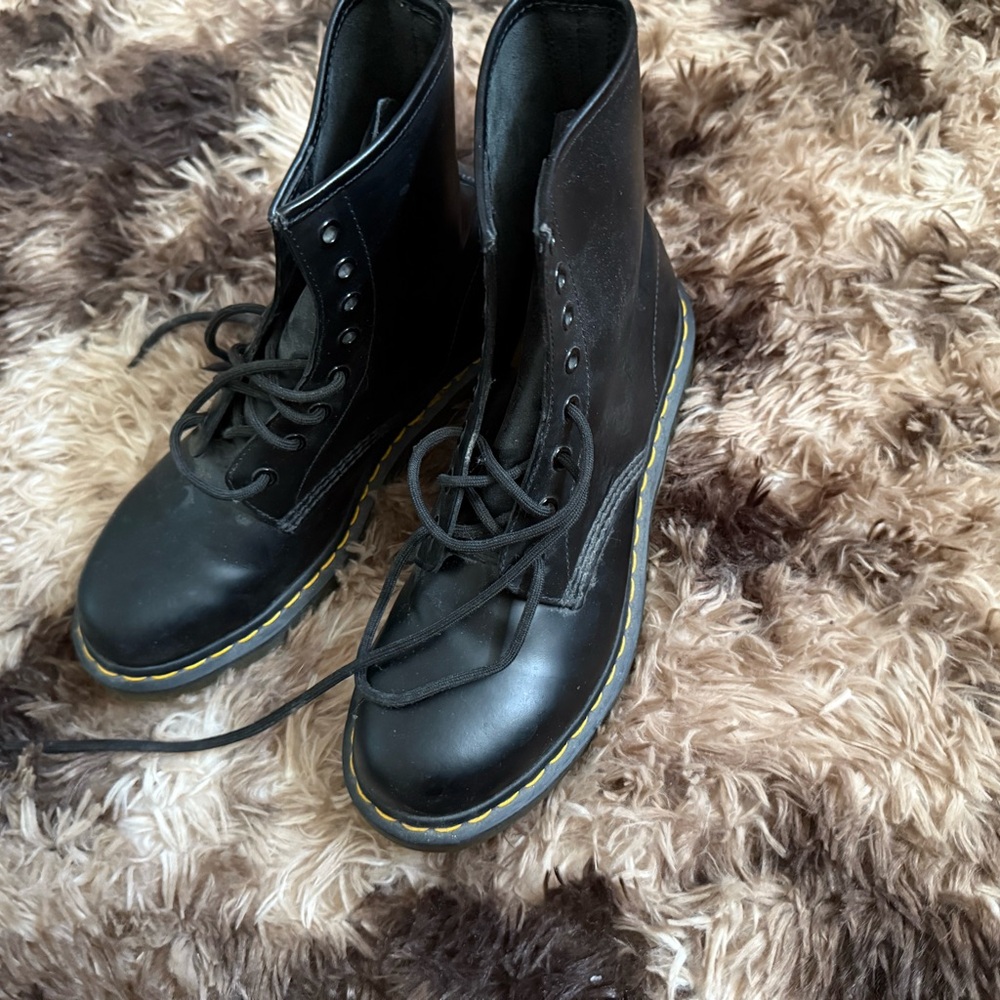 Dr Martens Combat Boots